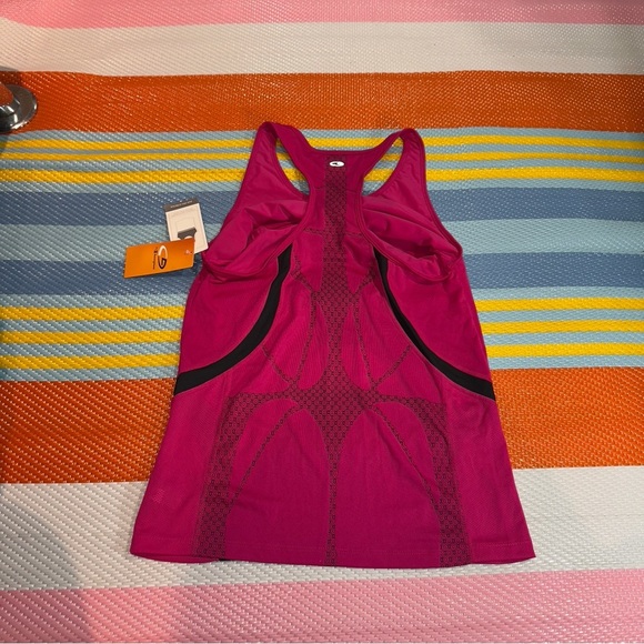 Champion Fuchsia Performance Tank Top Women’s Size X-Large - Picture 2 of 5